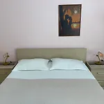 Sunny Coast Sarandë
