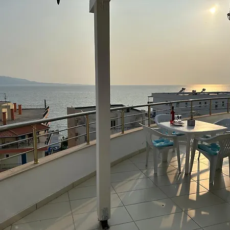 Sunny Coast * Sarandë