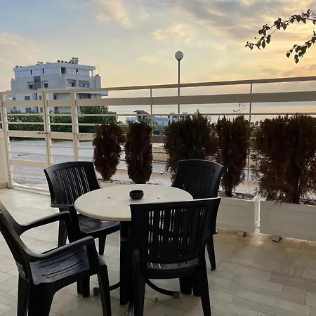 Sunny Coast * Sarandë