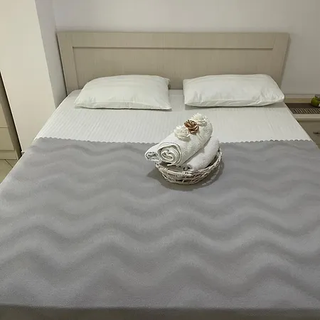 Sunny Coast Apartment Sarandë