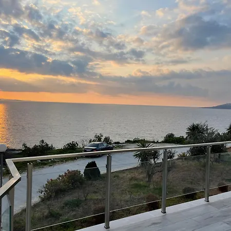 Sunny Coast Sarandë