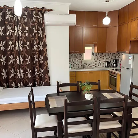 Sunny Coast Sarandë